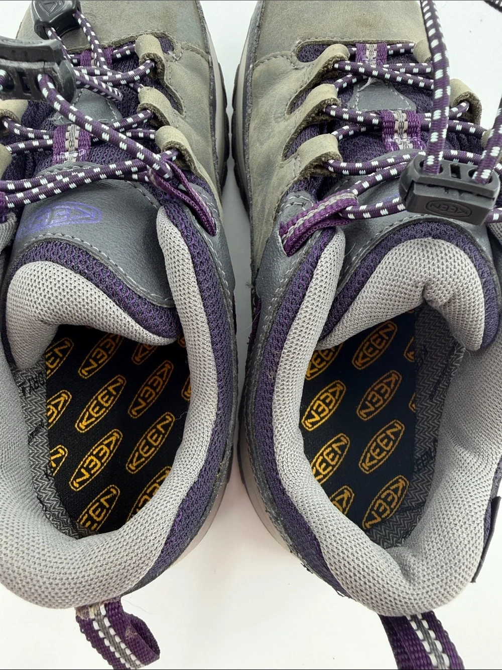 KEEN Kids' Targhee Low Waterproof Hiking Shoe Magnet/Tillandsia Purple Youth 3
